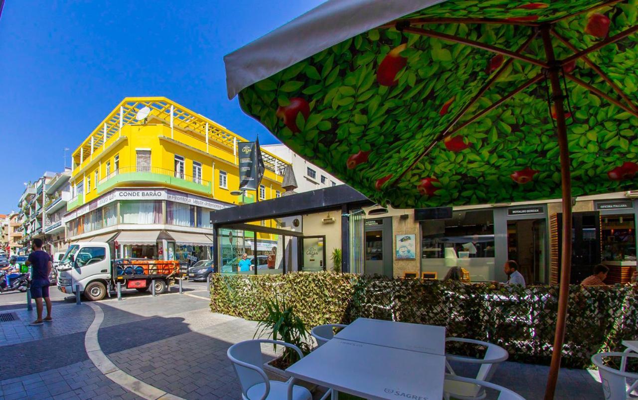Albergue Lar Dois Coracoes Algés Exterior foto